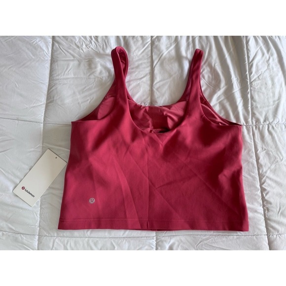 New Lululemon Glow Up Tank Top Size 14 LWIEZAS DTRE Dessert Red B/C Cup - Picture 6 of 10